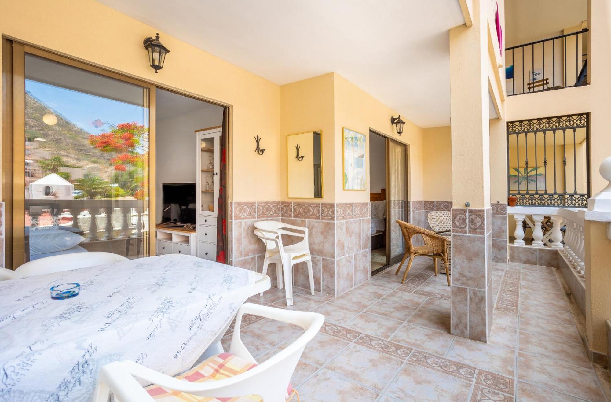 Castle Harbour Melanie'S Apartment By Lovetenerife Los Cristianos  Exterior photo